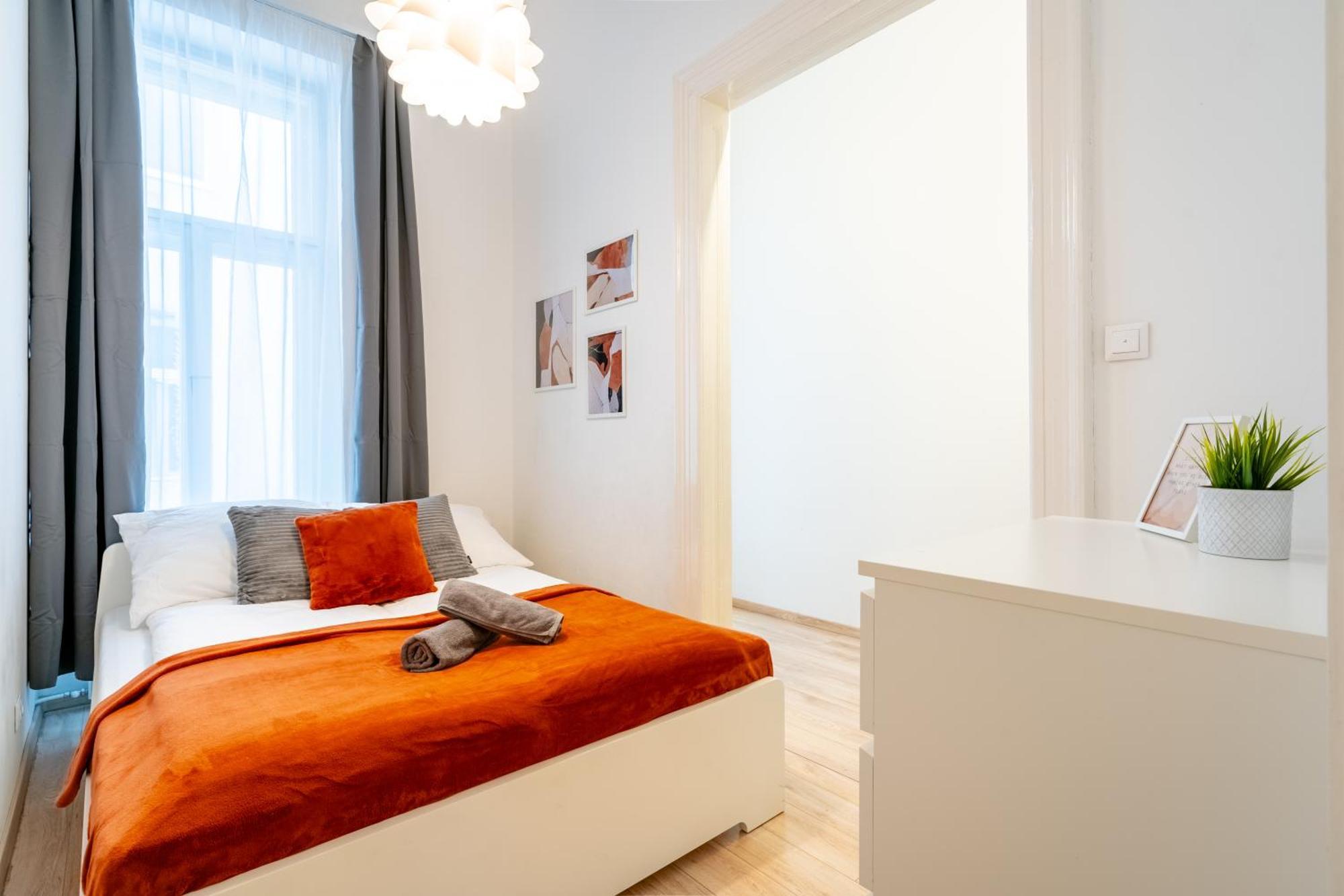 Wave - 3 Bedroom Apt In Center Budapest Bagian luar foto