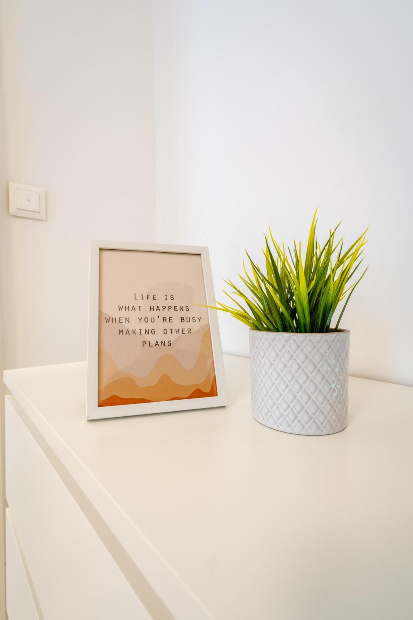 Wave - 3 Bedroom Apt In Center Budapest Bagian luar foto