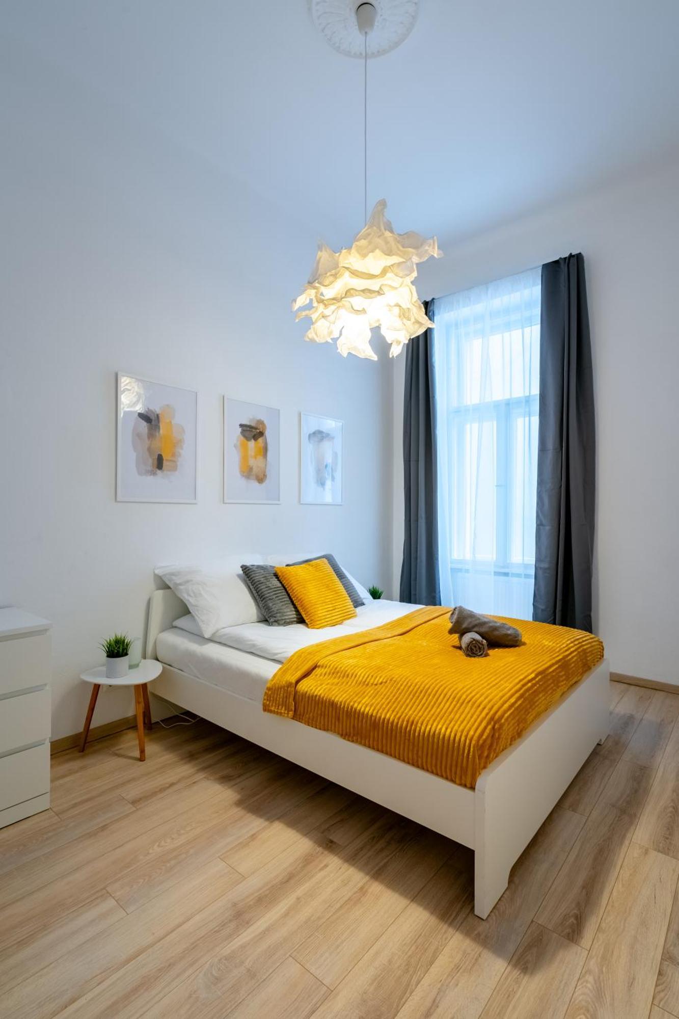 Wave - 3 Bedroom Apt In Center Budapest Bagian luar foto